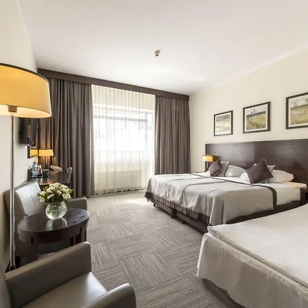 Hotell Europeum 3*